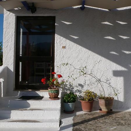 Stefanos Garden Apartment Armenoi  Room photo
